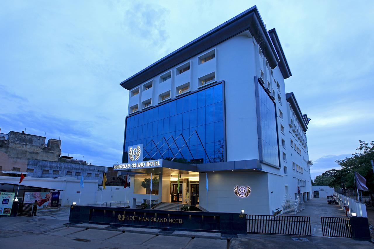Goutham Grand Hotel Tenāli Стая снимка